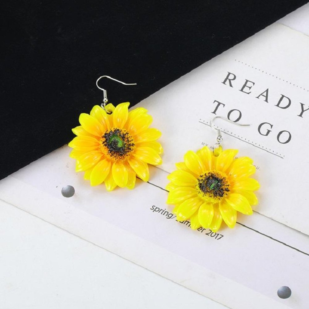 Fresh Sunflower Hook Earrings